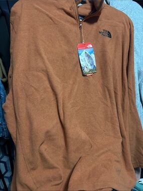 The North Face Men's Rust Brown Zip-Up Fleece Sweater